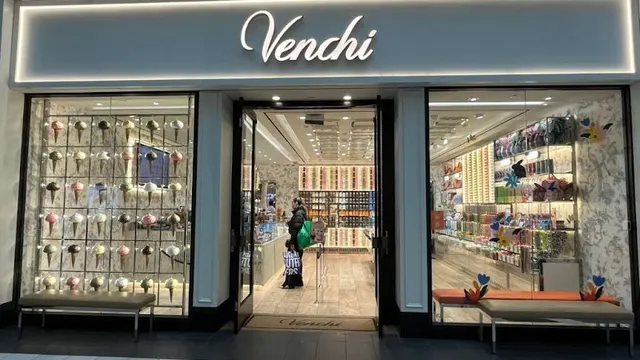 Venchi Chocolate & Gelato Roosevelt Field photo 1