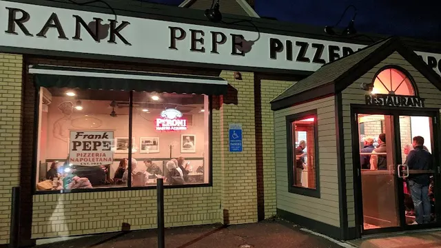 Frank Pepe Pizzeria Napoletana photo 1